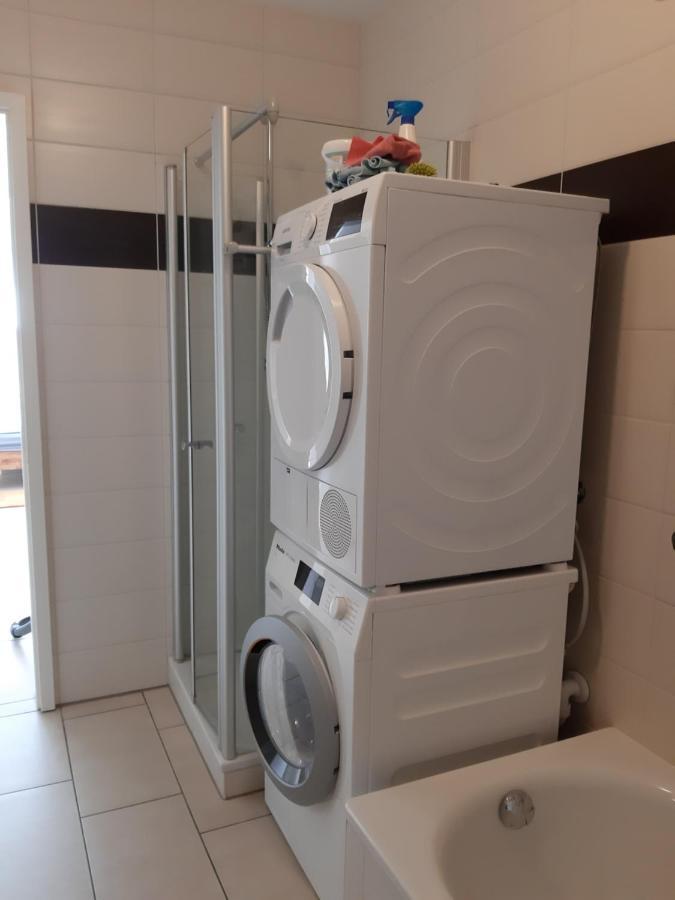 Ferienwohnung Wuerzburg Bagian luar foto